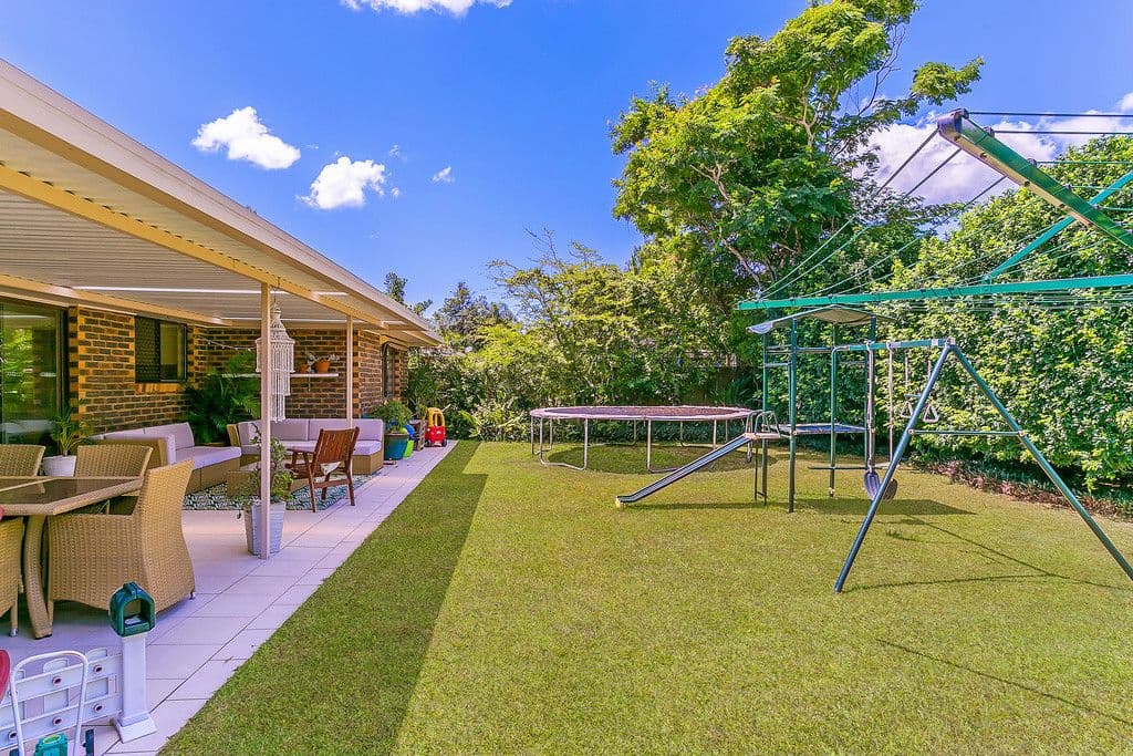 18 Mokera Avenue, Palm Beach QLD 4221, Palm Beach - Thumbnail 2