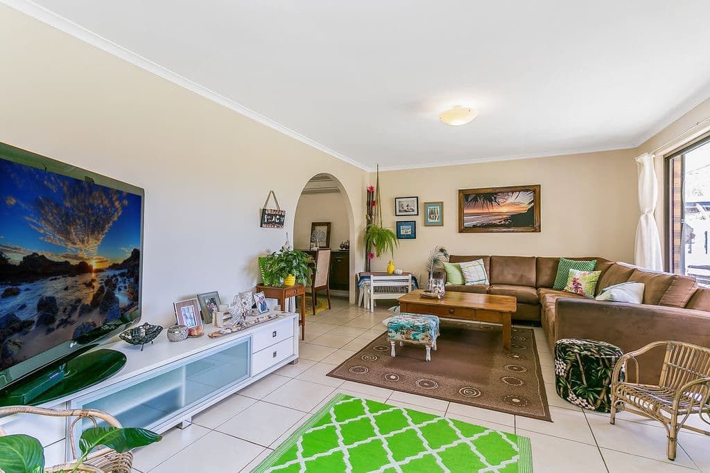 18 Mokera Avenue, Palm Beach QLD 4221, Palm Beach - Thumbnail 3