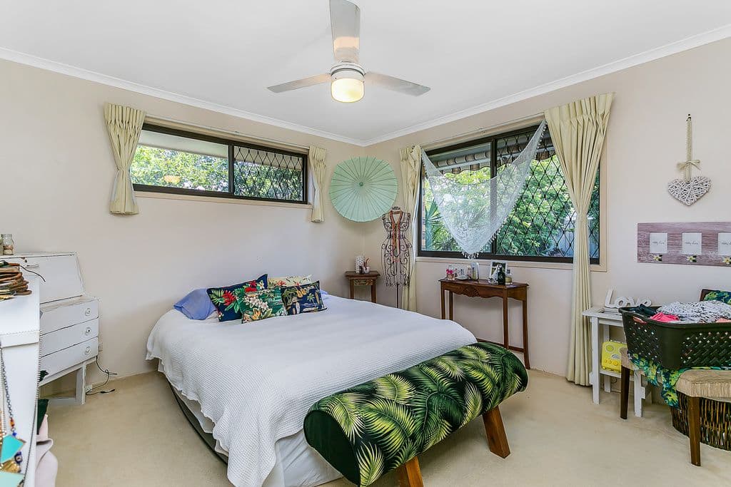18 Mokera Avenue, Palm Beach QLD 4221, Palm Beach - Thumbnail 7