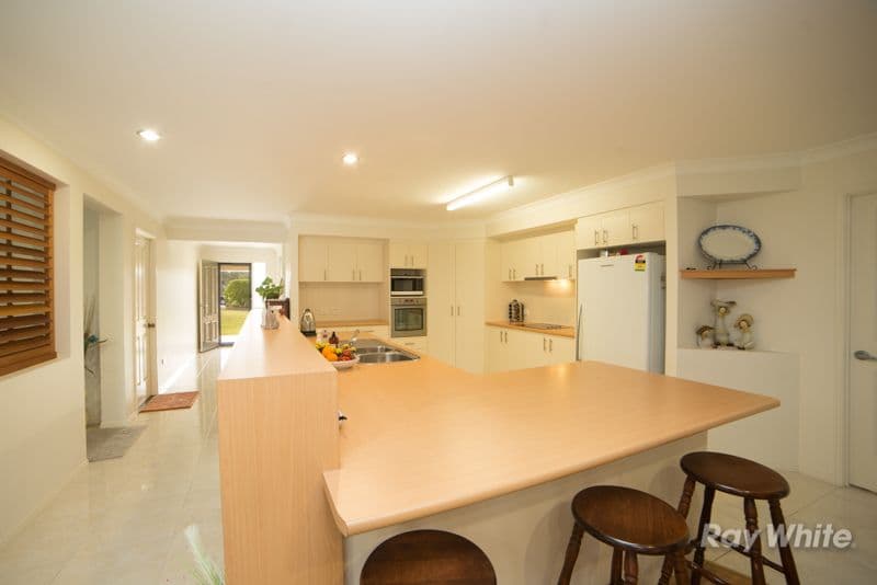 32 Grevillia Drive, Waterview Heights - Thumbnail 4
