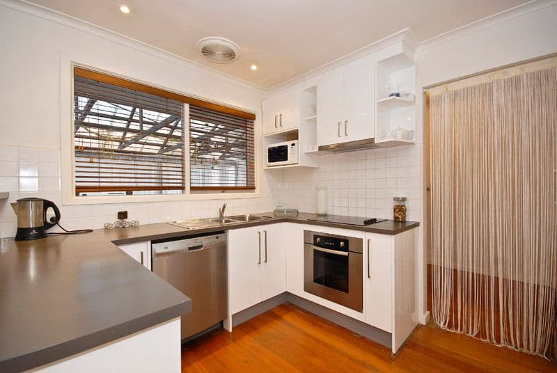 35 Avocet Street, DONCASTER EAST VIC 3109, Doncaster East - Thumbnail 5