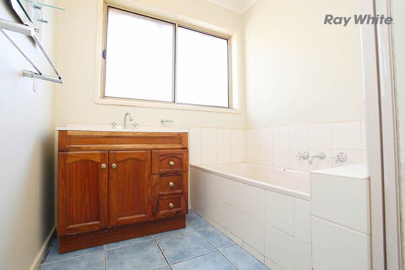 58 Ailsa Street South, Altona Meadows VIC 3028, Altona Meadows - Thumbnail 5