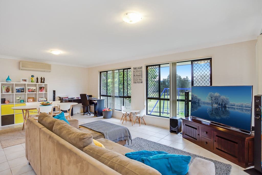 35 Tussock Crescent, Elanora QLD 4221, Elanora - Thumbnail 7