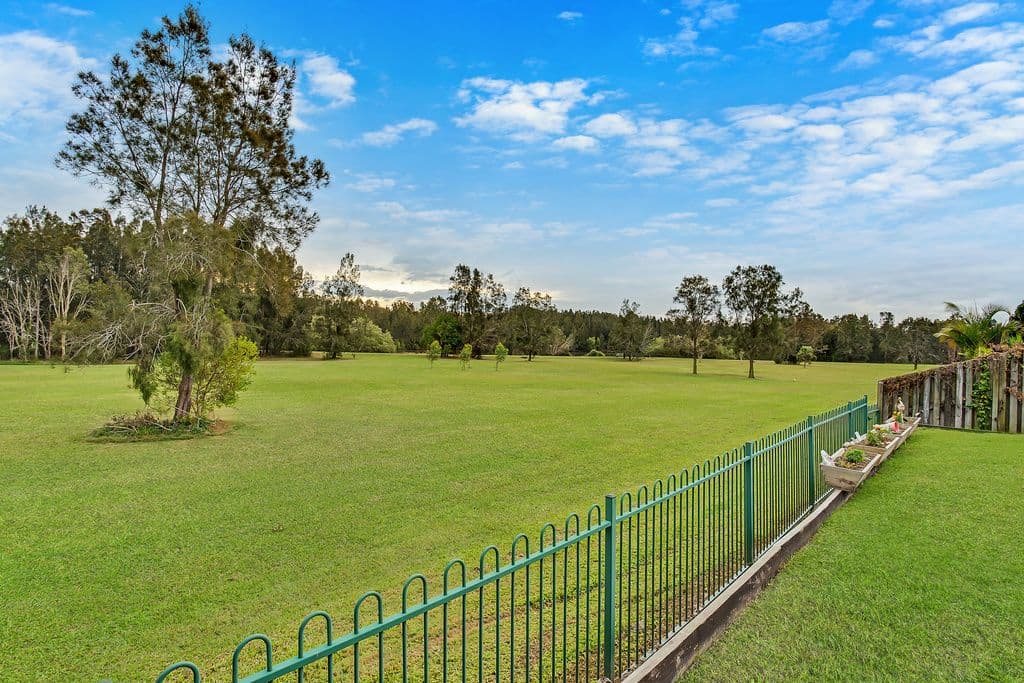 35 Tussock Crescent, Elanora QLD 4221, Elanora - Thumbnail 8