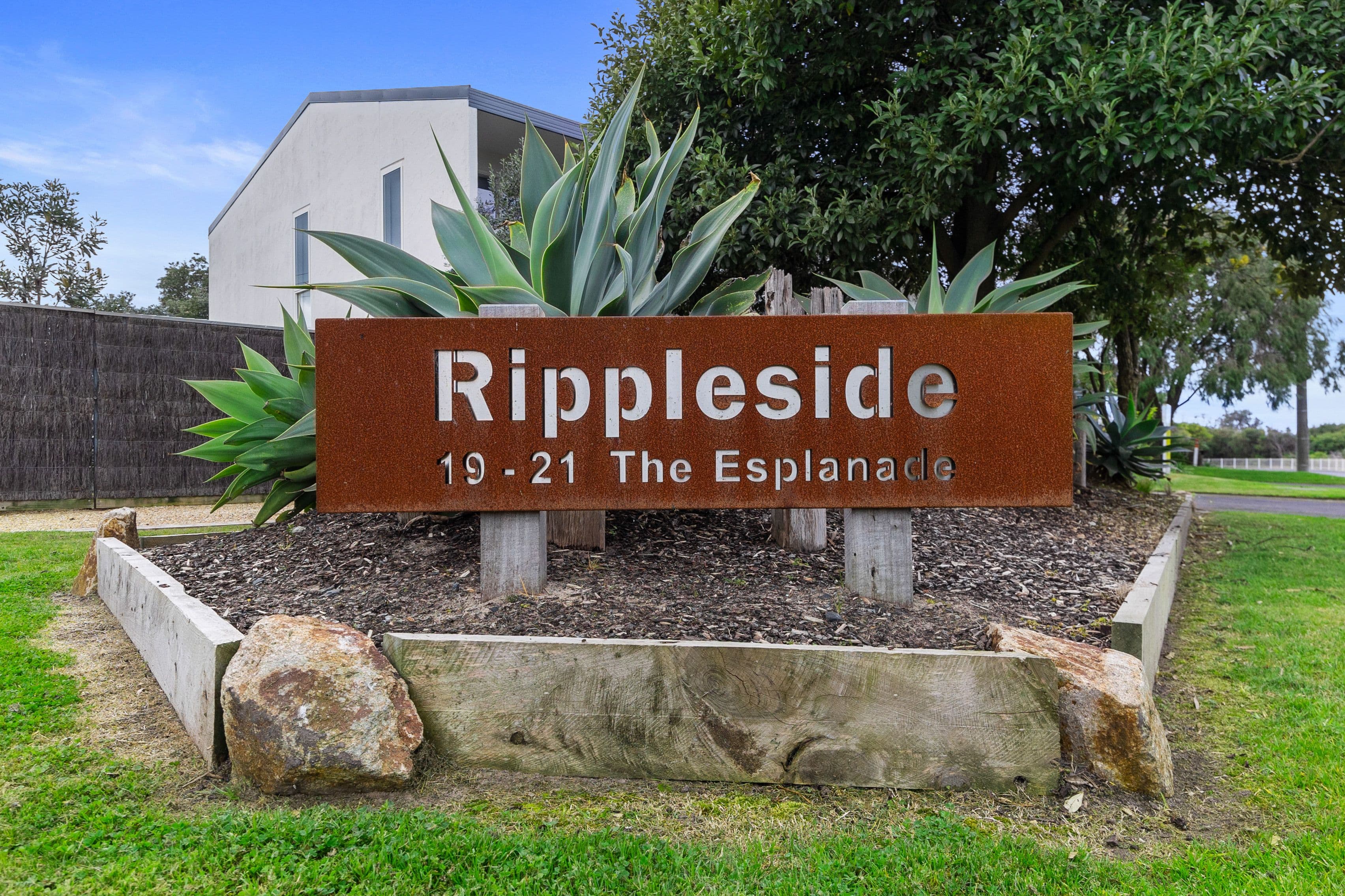 19-21 The Esplanade, Inverloch VIC 3996, Inverloch - Thumbnail 2