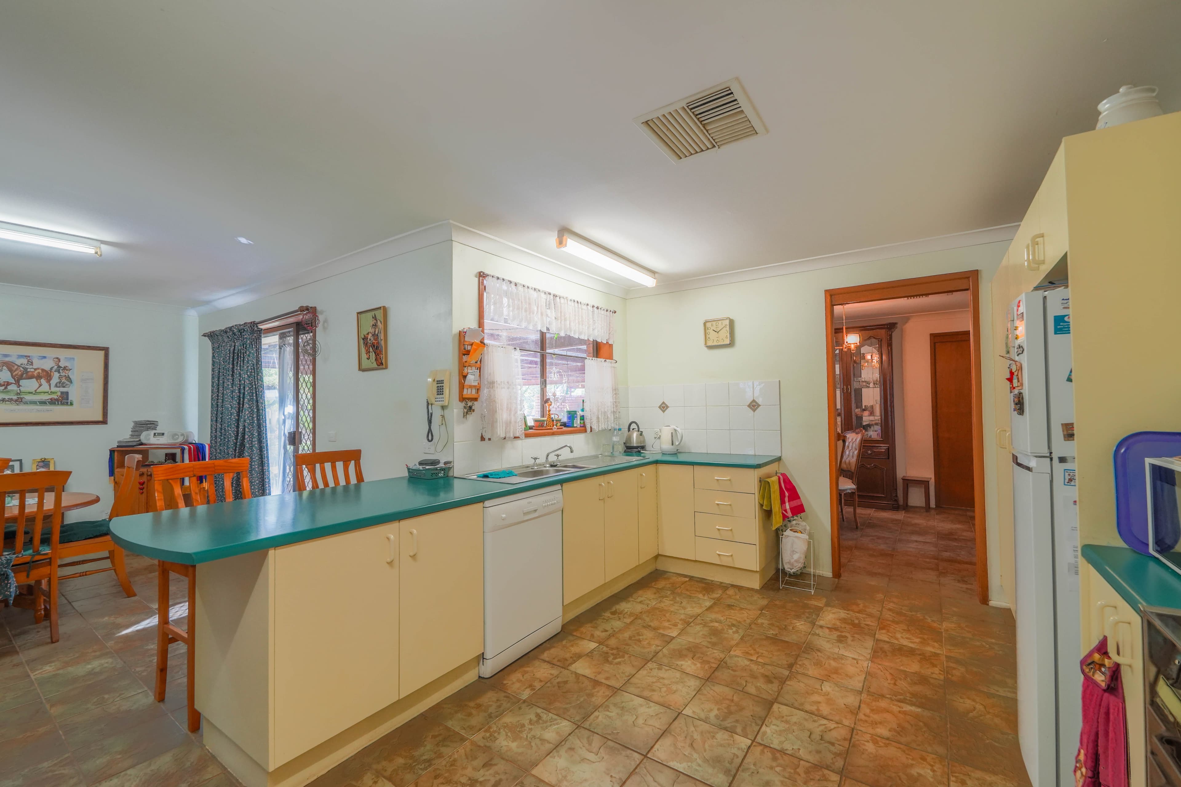 302A Henry Parkes Way, Parkes NSW 2870, Parkes - Thumbnail 8