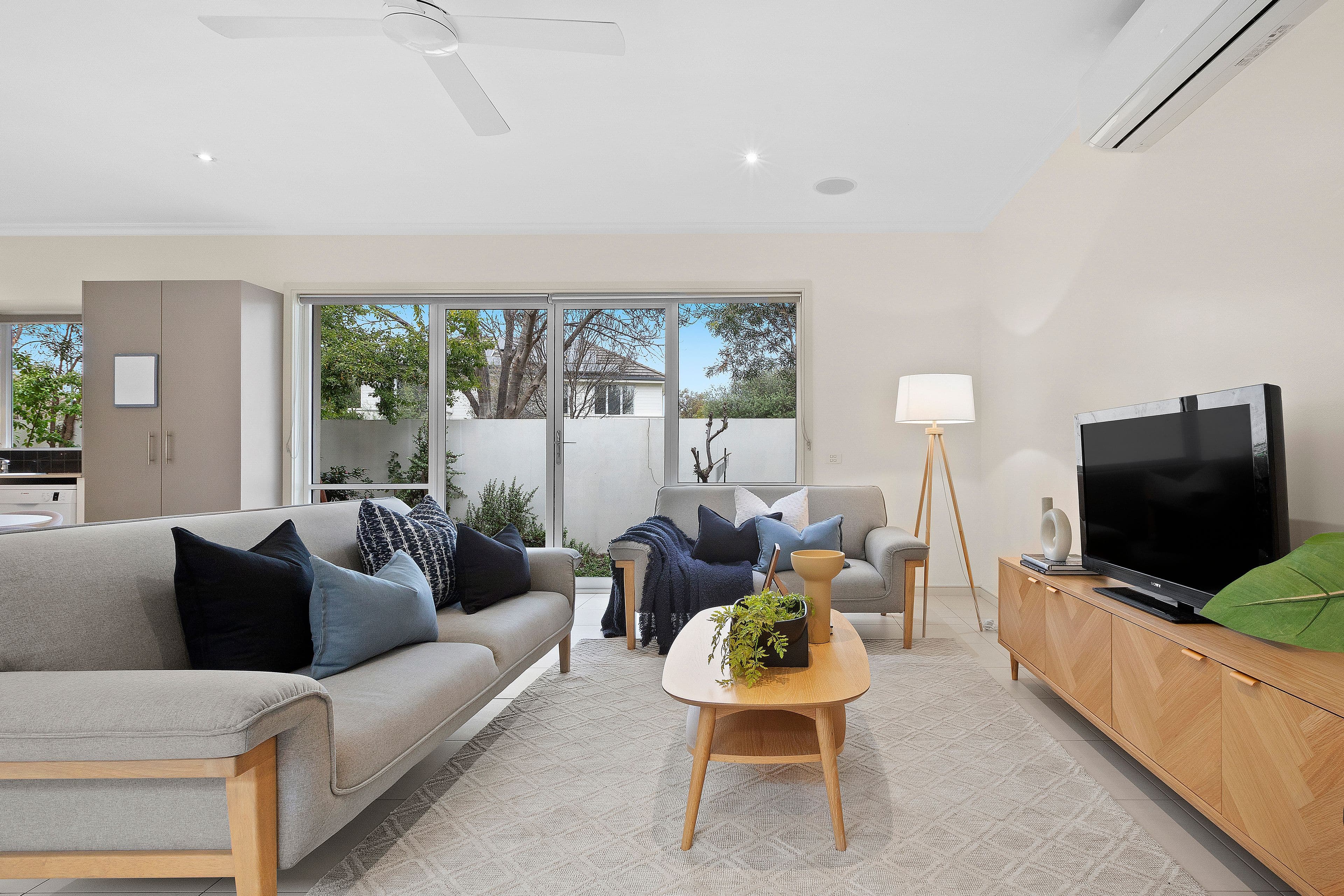 1 Pinehurst Way, Heatherton VIC 3202, Heatherton - Thumbnail 2