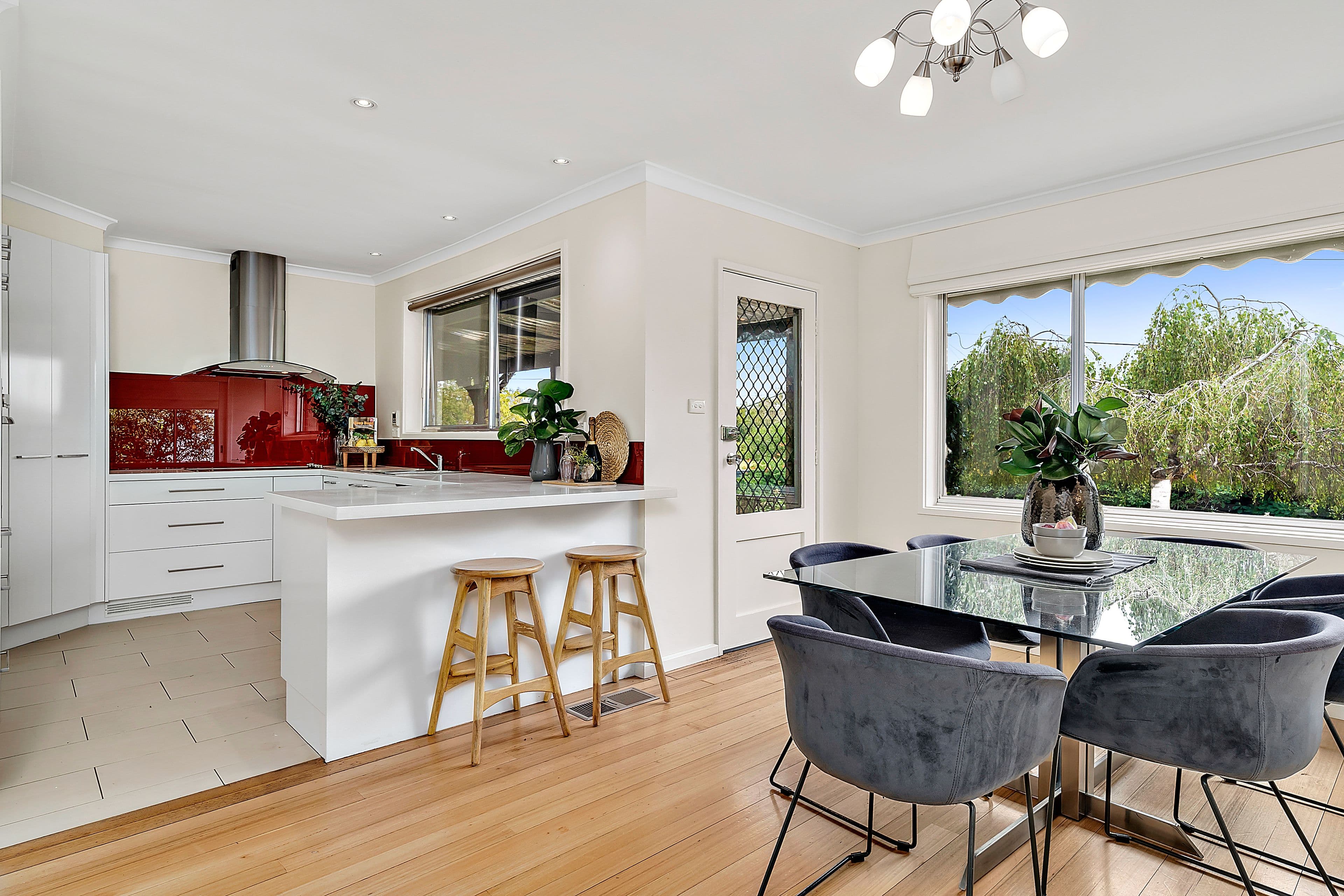 14 Curlewis Crescent, Garran ACT 2605, Garran - Thumbnail 2