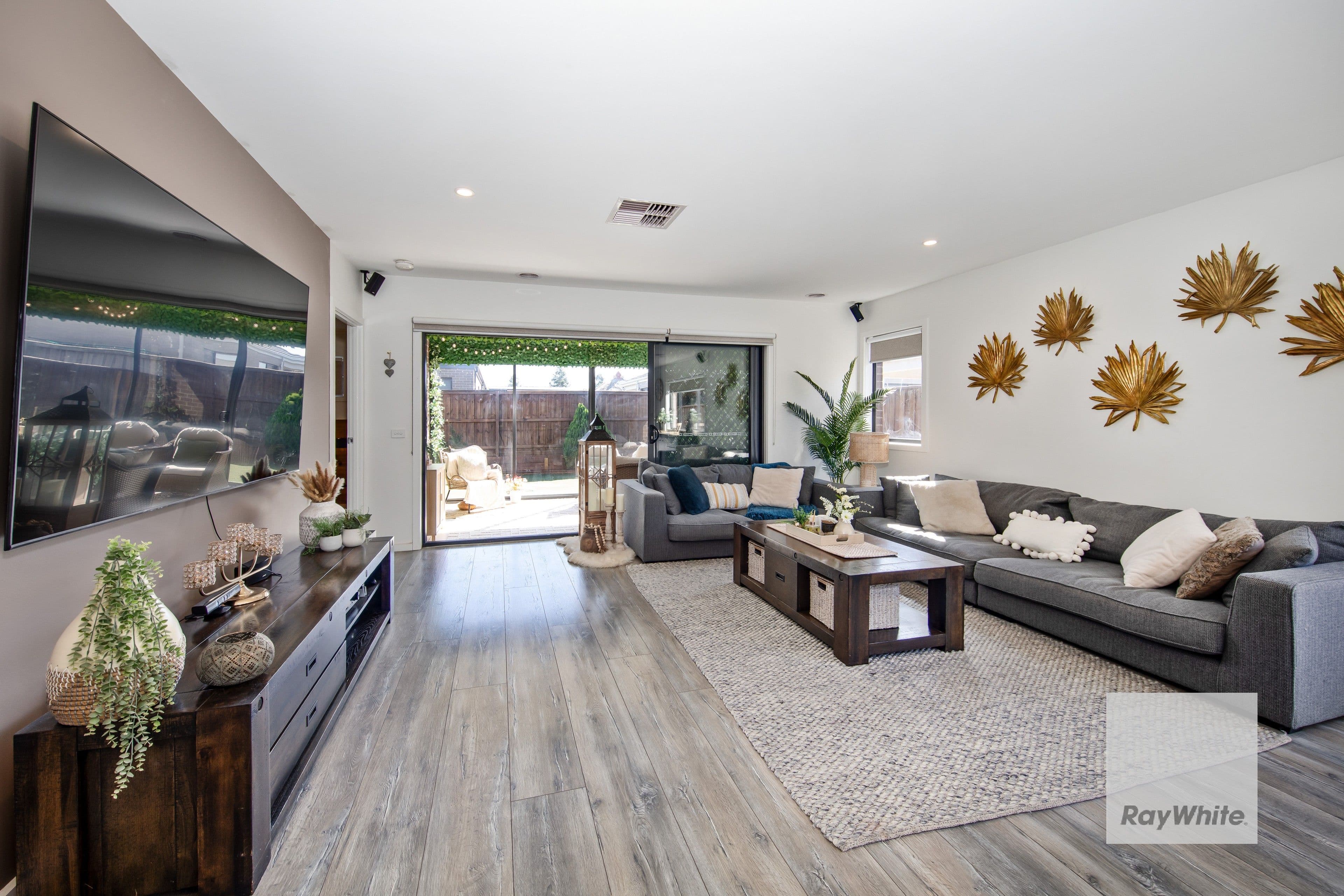 36 Luxor Drive, FRASER RISE VIC 3336, Fraser Rise - Thumbnail 2