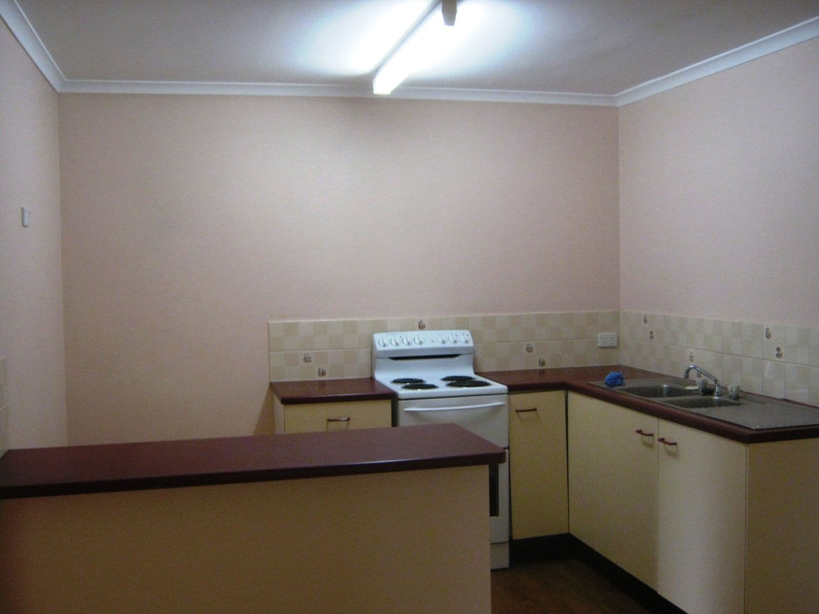 7 Balaton Street, RIVERHILLS QLD 4074, Riverhills - Thumbnail 3