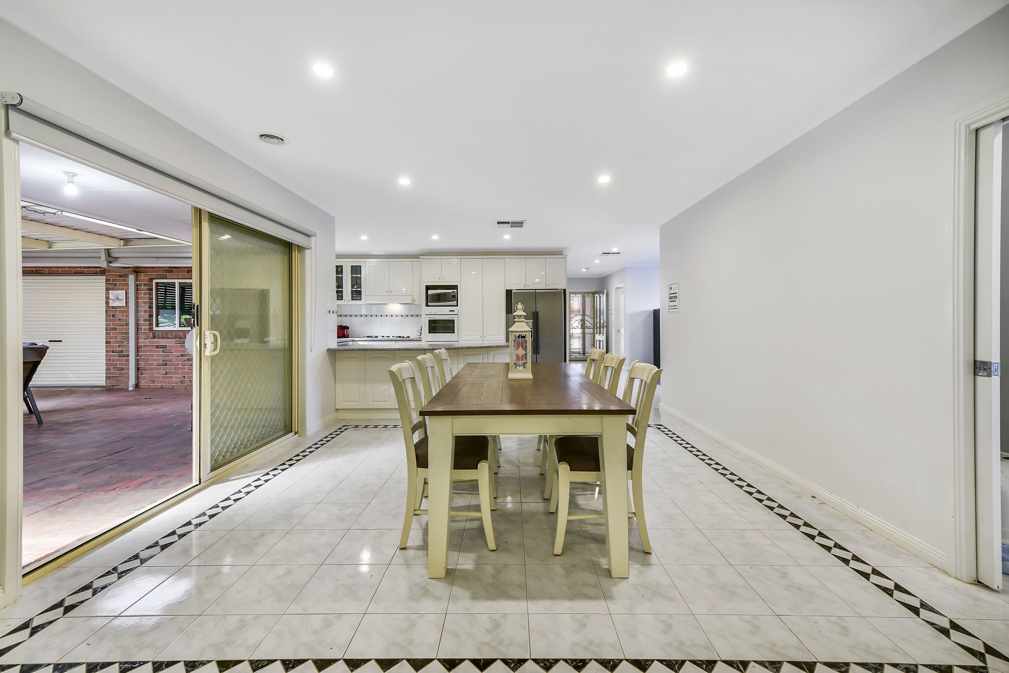 3 Plenty Close, Taylors Lakes VIC 3038, Taylors Lakes - Thumbnail 5