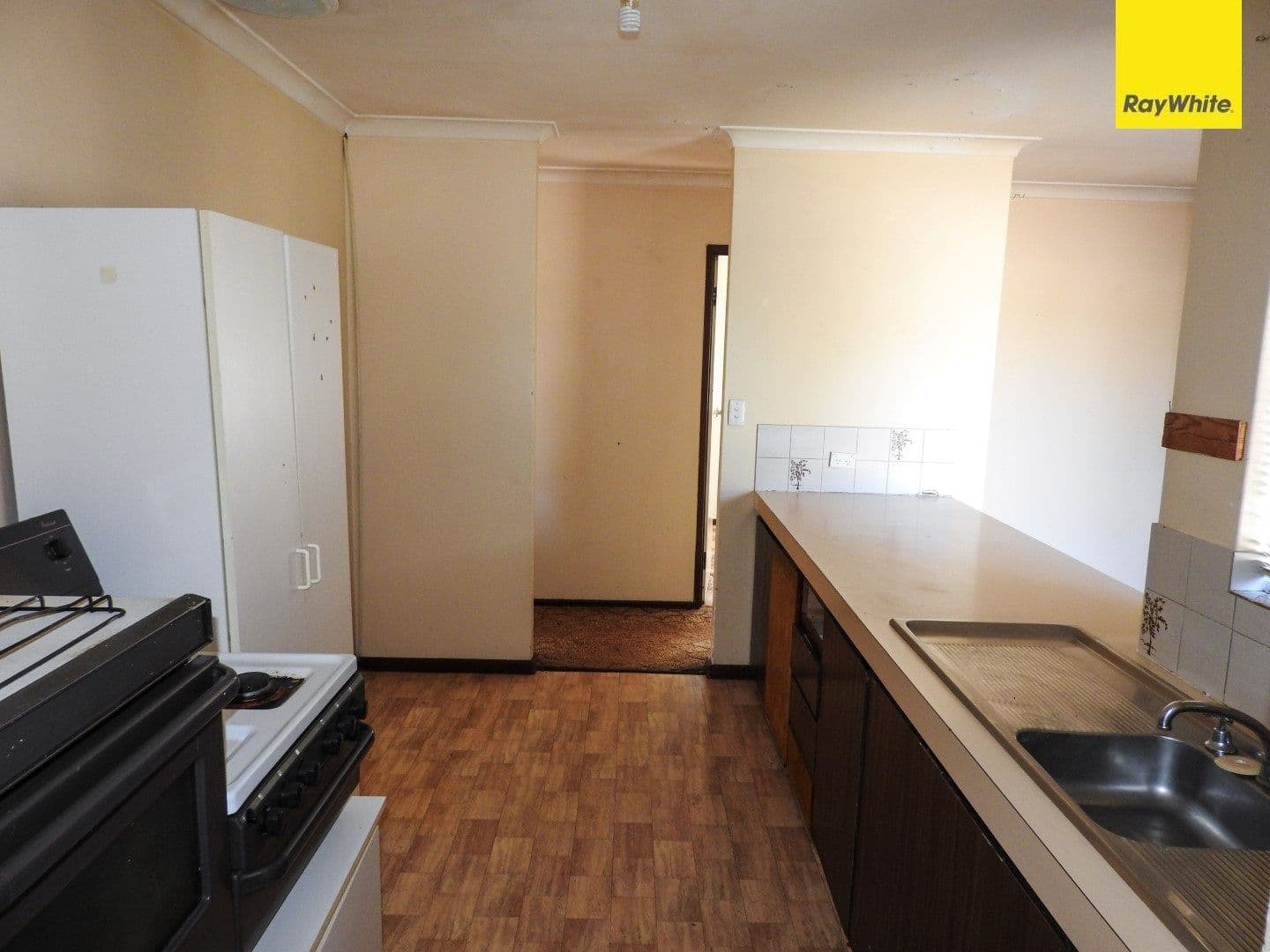 1 Beechcroft Place, Camillo WA 6111, Camillo - Thumbnail 4