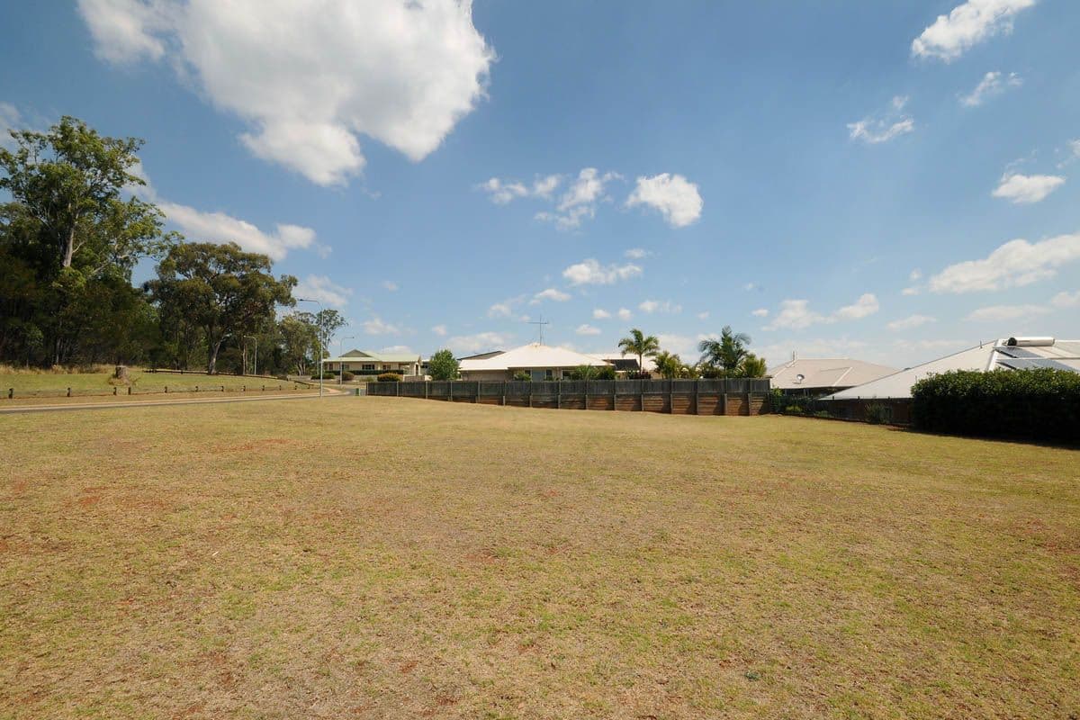 11 Pelican Drive, RANGEVILLE QLD 4350, Rangeville - Thumbnail 5