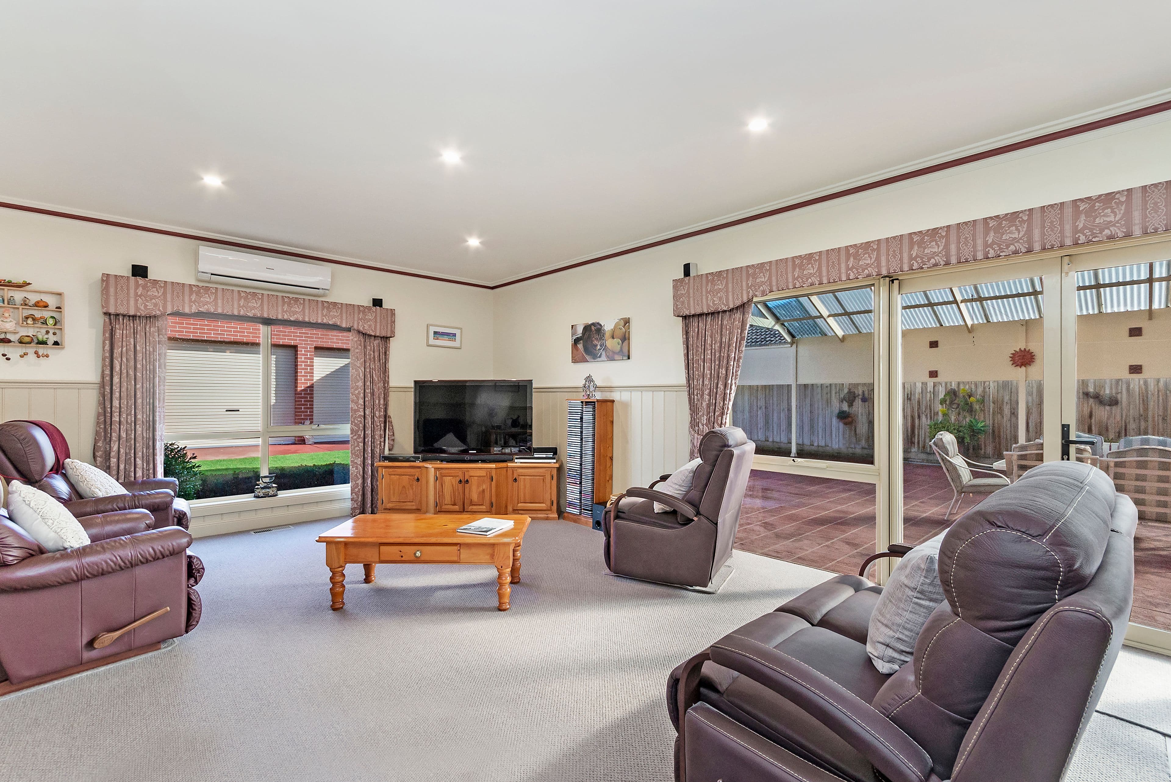 8 Leo Francis Drive, Warrnambool VIC 3280, Warrnambool - Thumbnail 2