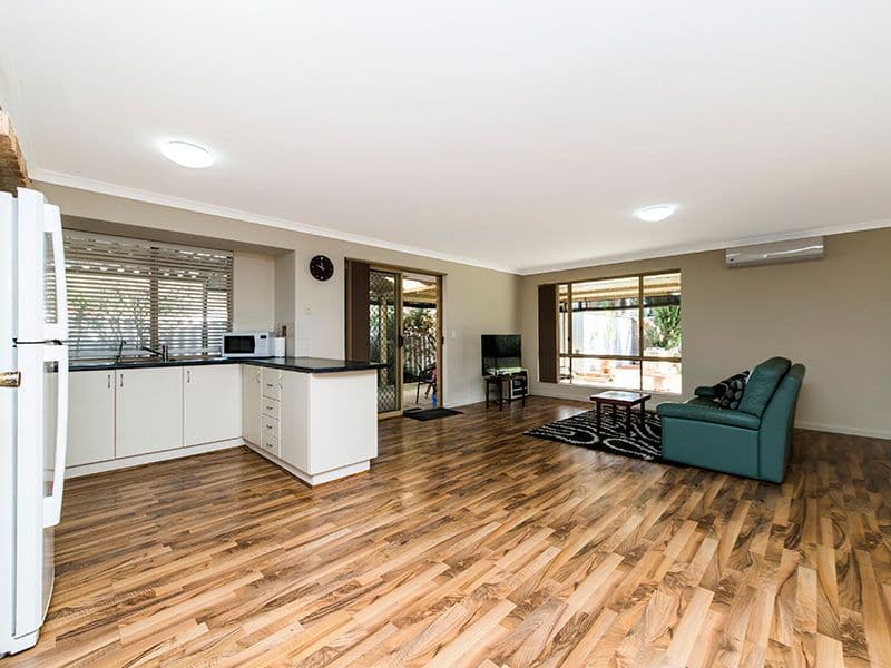 77 Perham Crescent, Leda WA 6170, Leda - Thumbnail 6