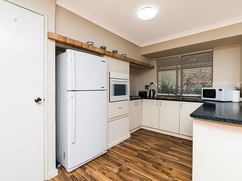 77 Perham Crescent, Leda WA 6170, Leda - Thumbnail 7