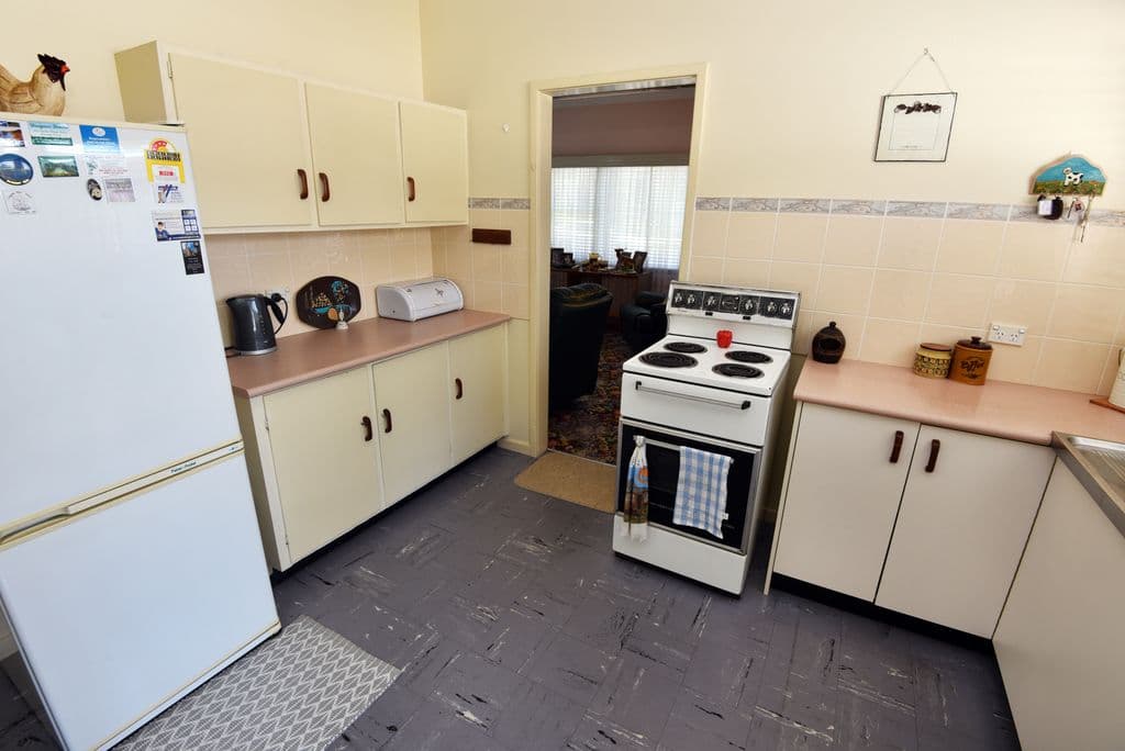 111 Robsons Road, West Wollongong - Thumbnail 8