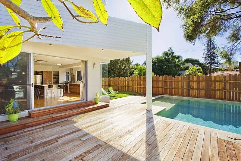 2 Joy Avenue, BURLEIGH HEADS QLD 4220, Burleigh Heads - Thumbnail 4
