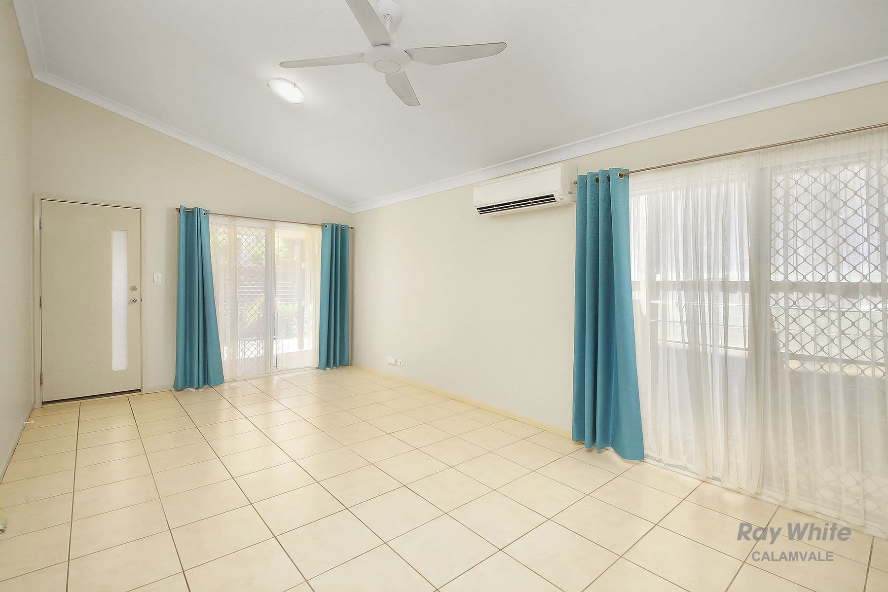 25 Escarpment Drive, Springfield QLD 4300, Springfield - Thumbnail 2