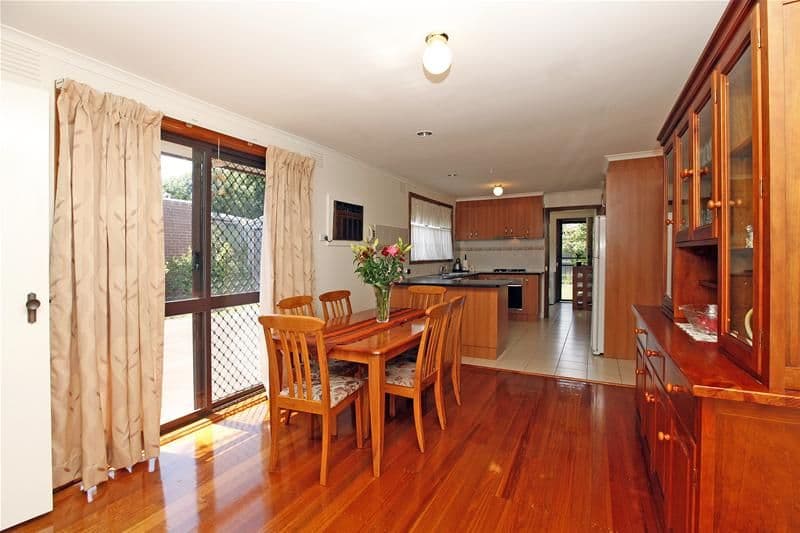 51 Freeman Crescent, MILL PARK VIC 3082, Mill Park - Thumbnail 4