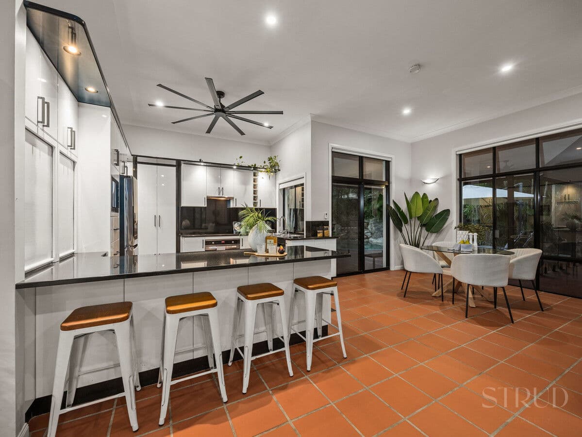 39 Phillip Crescent, Barellan Point QLD 4306, Barellan Point - Thumbnail 7