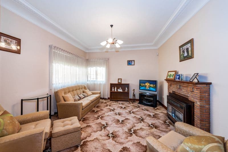 8 Gardener Avenue, Ryde NSW 2112, Ryde - Thumbnail 2