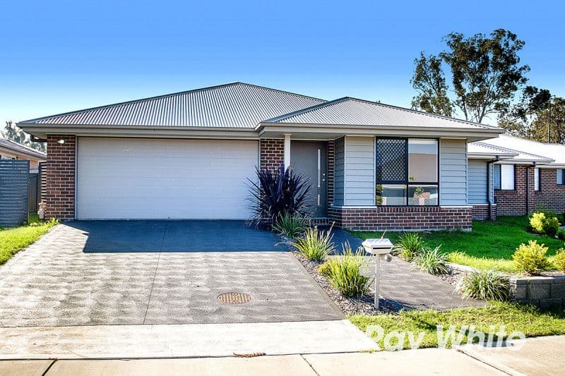 15 Voyager Court, Jordan Springs - Image 1