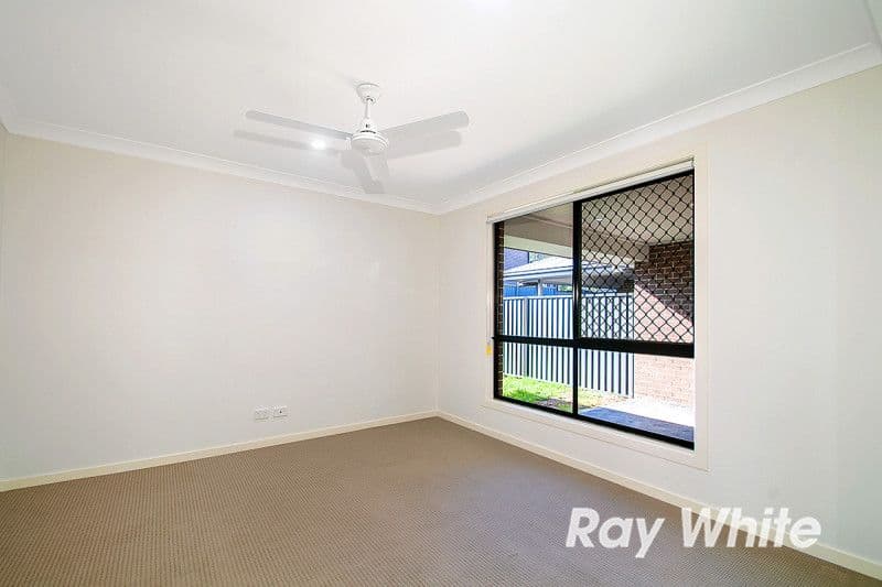 15 Voyager Court, Jordan Springs - Thumbnail 5