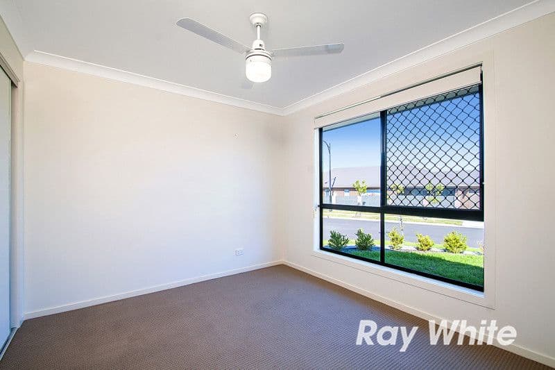 15 Voyager Court, Jordan Springs - Thumbnail 7