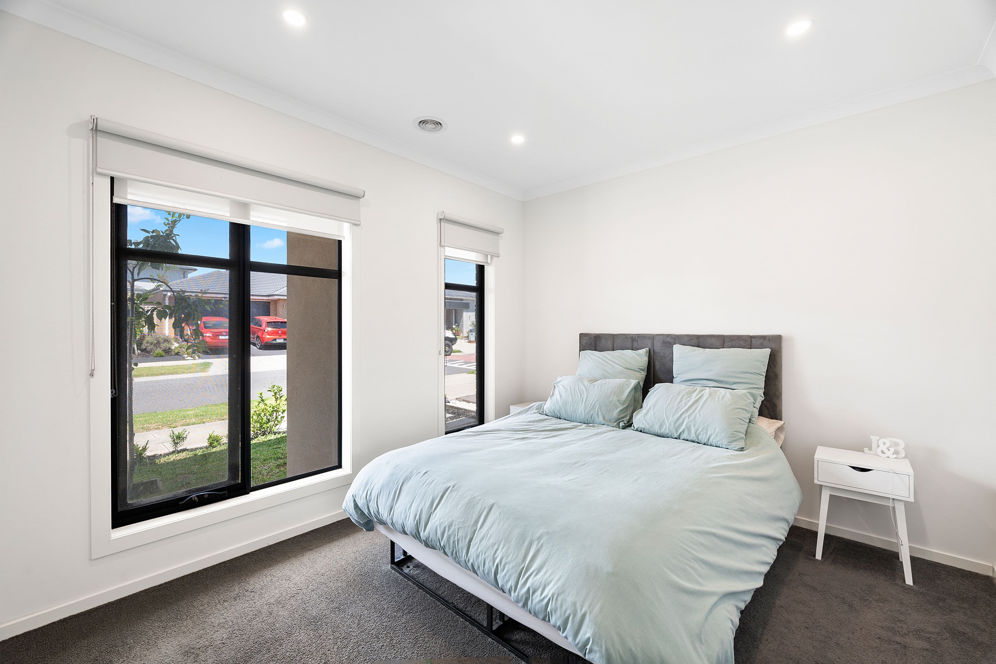 66 Stature Avenue, Clyde North VIC 3978, Clyde North - Thumbnail 6