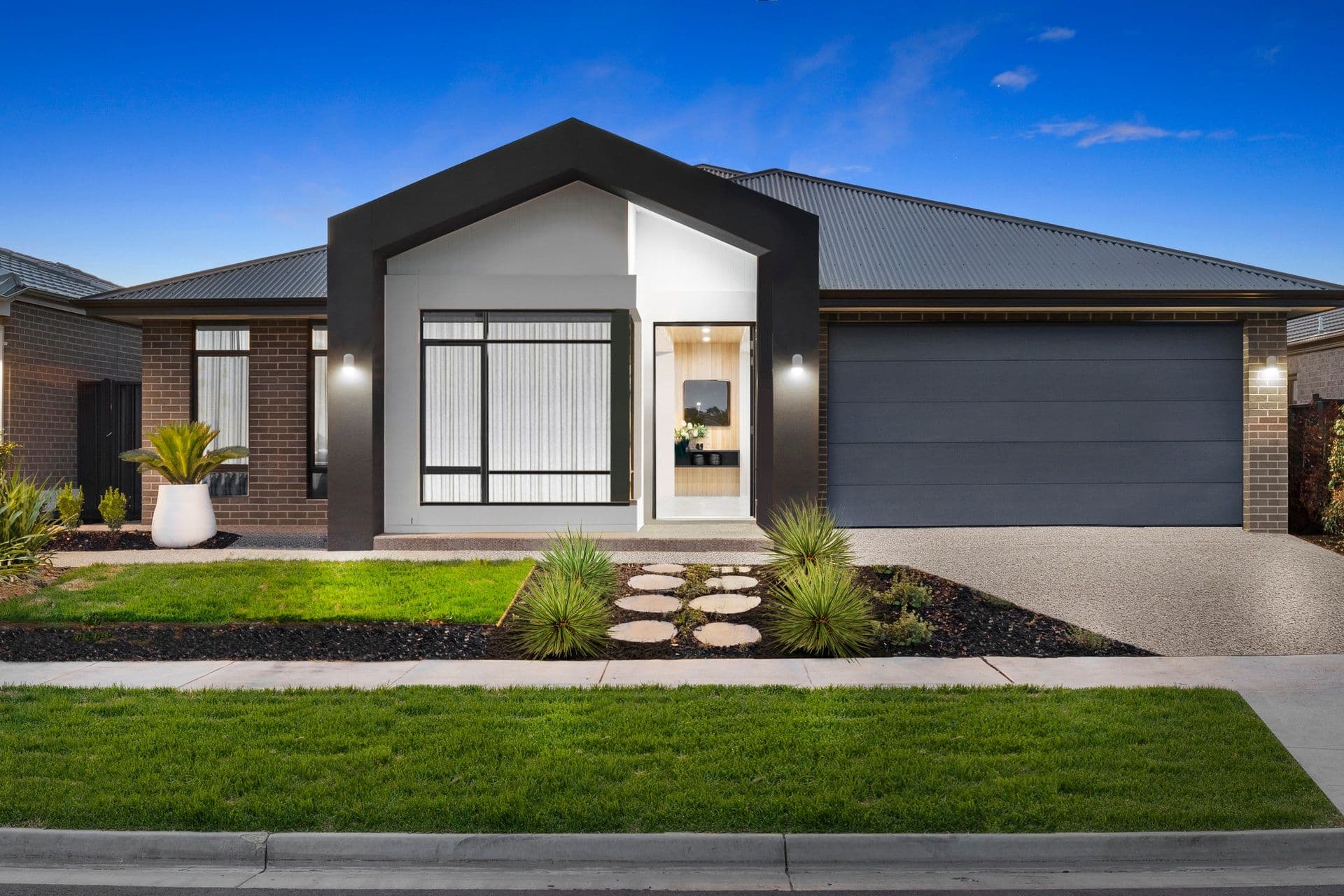 44 Holstein Crescent, Tarneit VIC 3029, Tarneit - Image 1