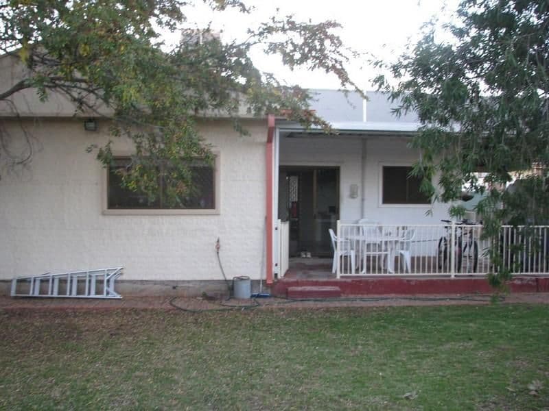 243 Cummins Street, BROKEN HILL NSW 2880, Broken Hill - Thumbnail 4