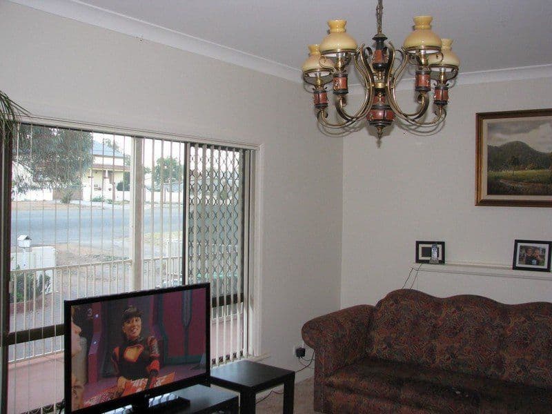 243 Cummins Street, BROKEN HILL NSW 2880, Broken Hill - Thumbnail 7