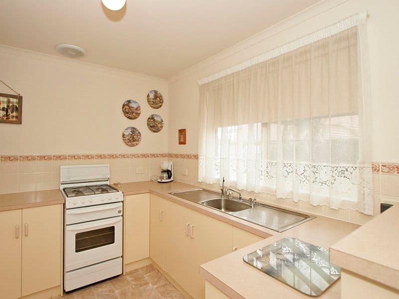 3 Parkwood Rise, SEAFORD RISE SA 5169, Seaford Rise - Thumbnail 4