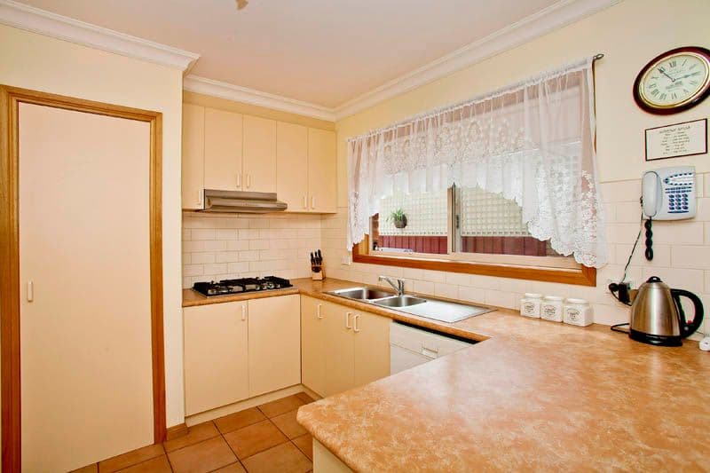 72 Forest Road South, LARA VIC 3212, Lara - Thumbnail 3