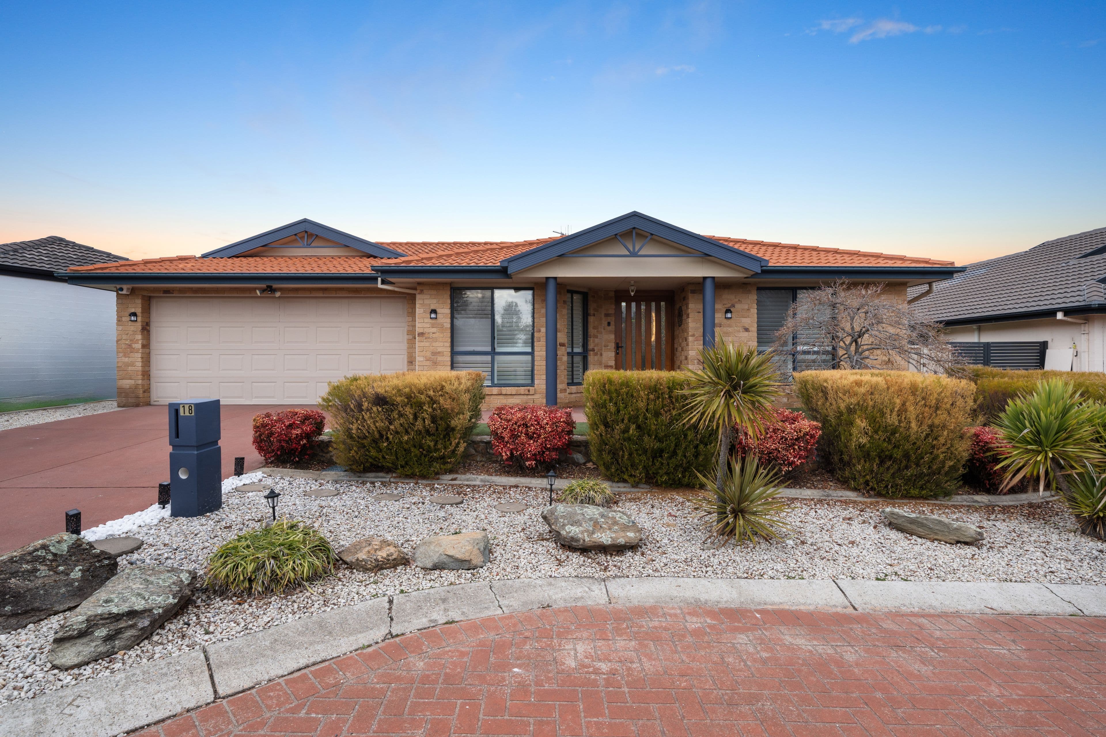 18 Oxenham Circuit, Gordon ACT 2906, Gordon - Thumbnail 3