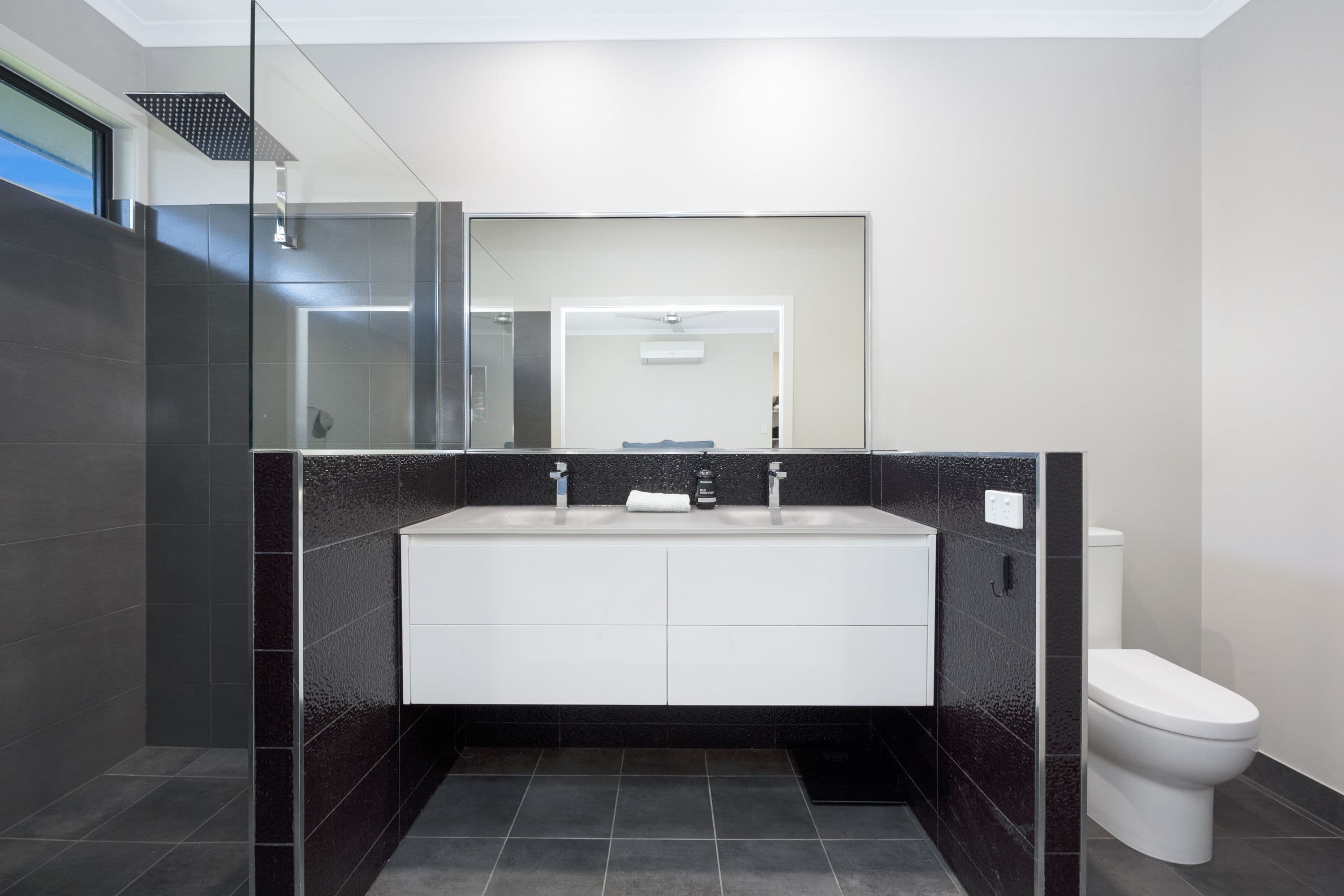 16 Travertine Street, Condon QLD 4815, Condon - Thumbnail 7