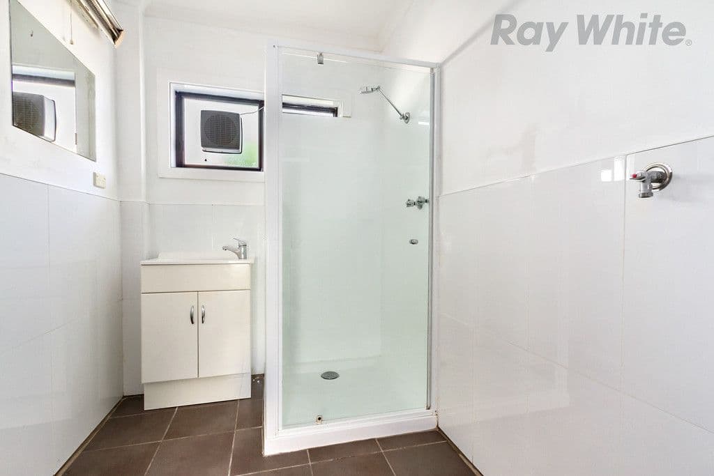 25 Osborne Esplanade, Kingston Beach TAS 7050, Kingston Beach - Thumbnail 2