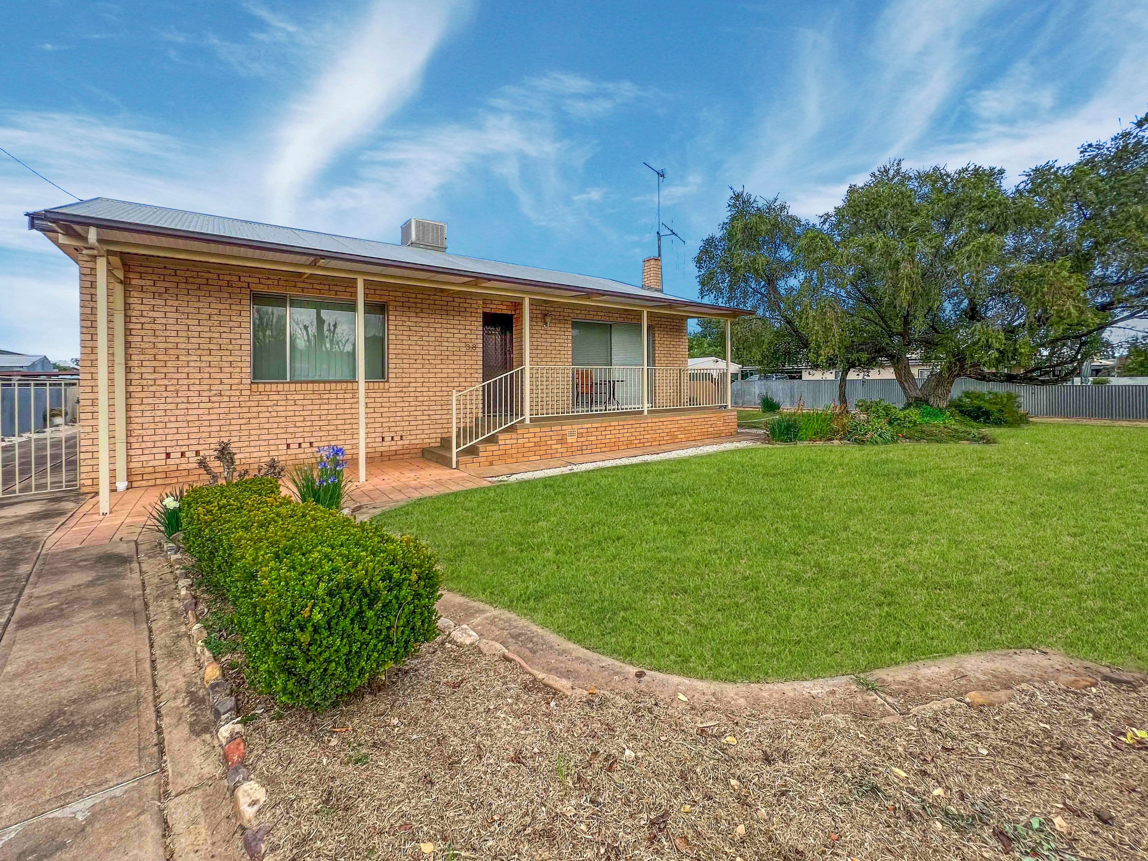 38 Hilda Street, Forbes NSW 2871, Forbes - Image 1