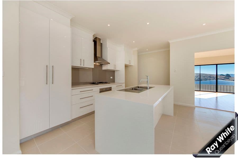 127 Waterfall Drive, JERRABOMBERRA NSW 2619, Jerrabomberra - Thumbnail 6