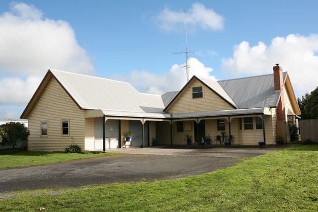 31 Hopkins Highway, BUSHFIELD VIC 3281, Bushfield - Image 1