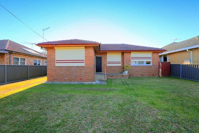 10 Ogmore Court, Bankstown NSW 2200, Bankstown - Image 1