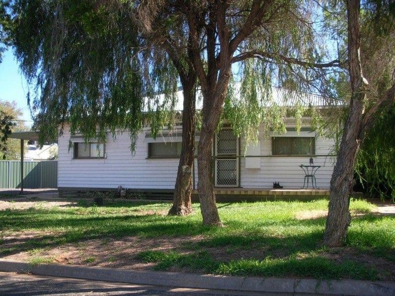 8 Boree Street, RED CLIFFS VIC 3496, Red Cliffs - Thumbnail 6