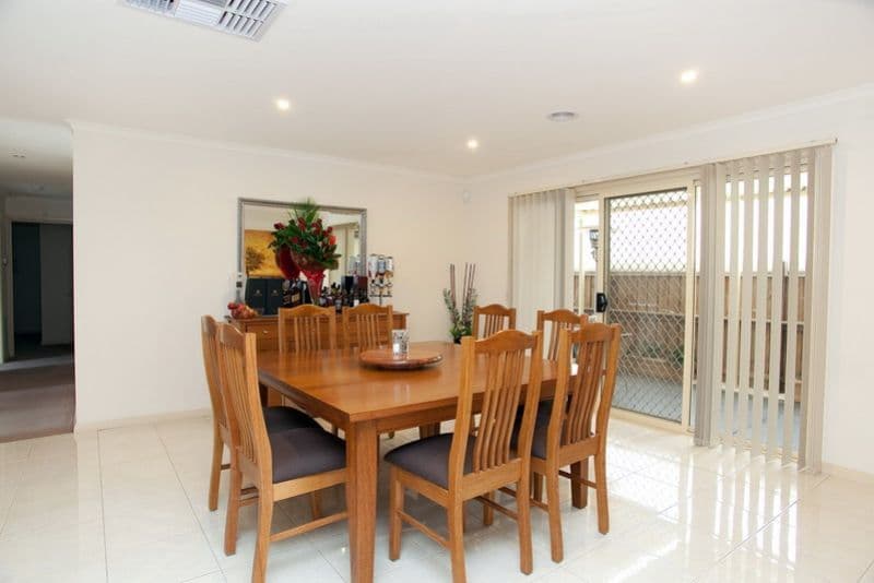 34 Auburn Road, SOUTH MORANG VIC 3752, South Morang - Thumbnail 3