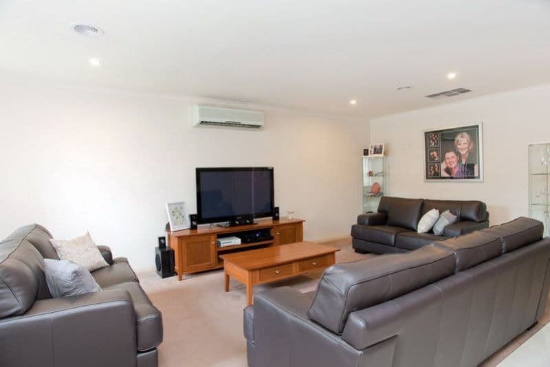 34 Auburn Road, SOUTH MORANG VIC 3752, South Morang - Thumbnail 8