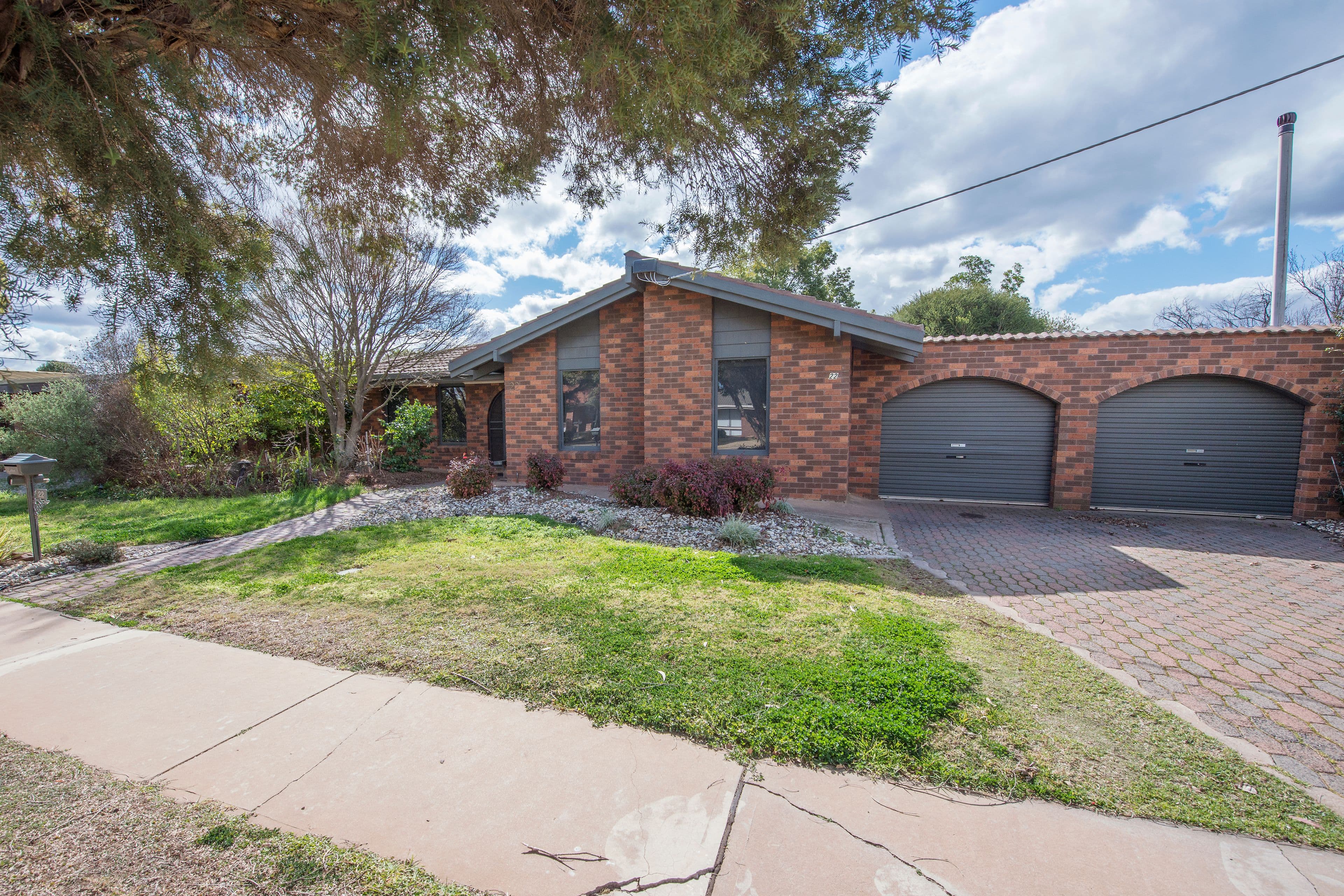 22 Nowie Street, Swan Hill VIC 3585, Swan Hill - Thumbnail 2