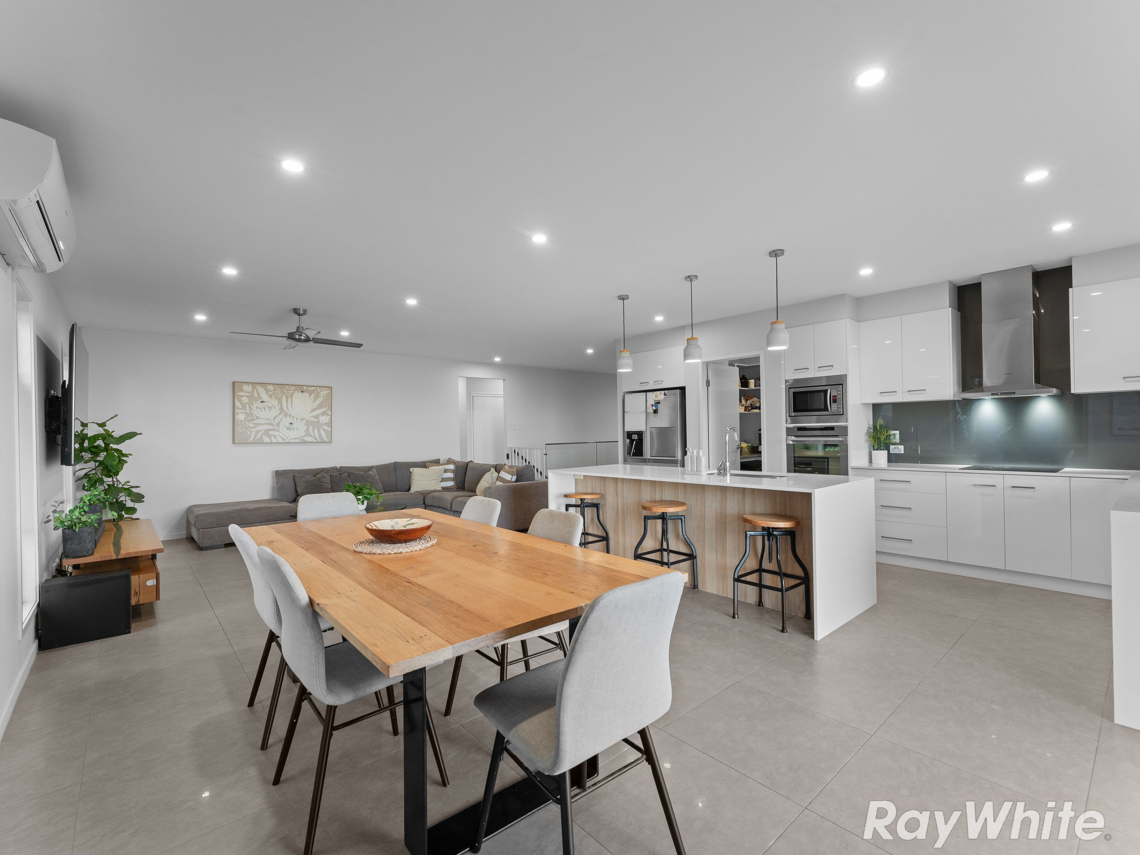 16 Dior Place, Wulkuraka QLD 4305, Wulkuraka - Thumbnail 6