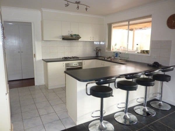 9 Elenya Court, FRANKSTON VIC 3199, Frankston - Thumbnail 5
