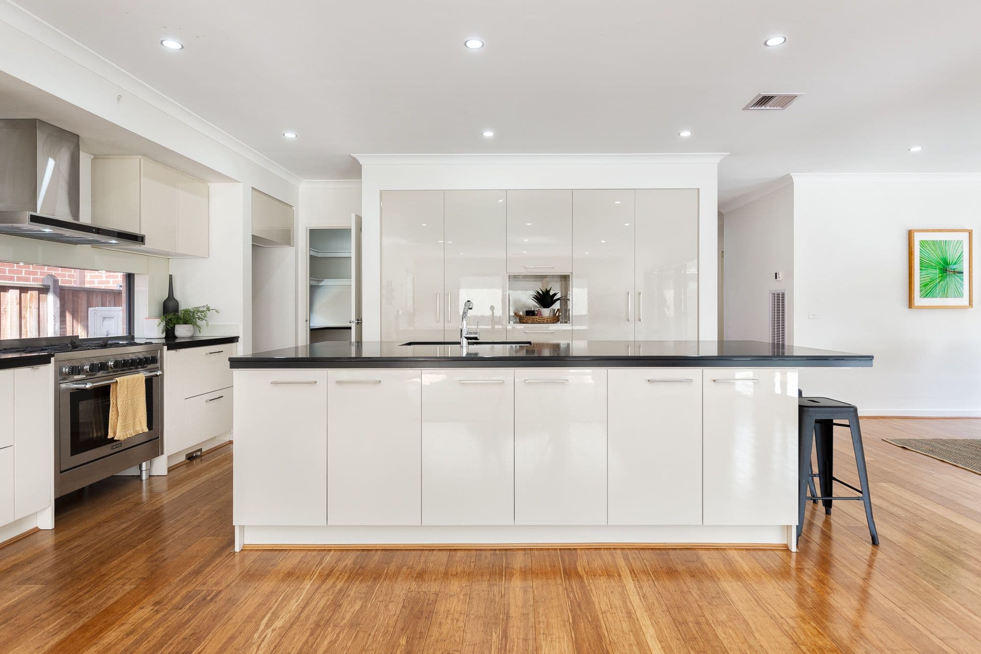 23 Macreadie Drive, Berwick VIC 3806, Berwick - Thumbnail 4