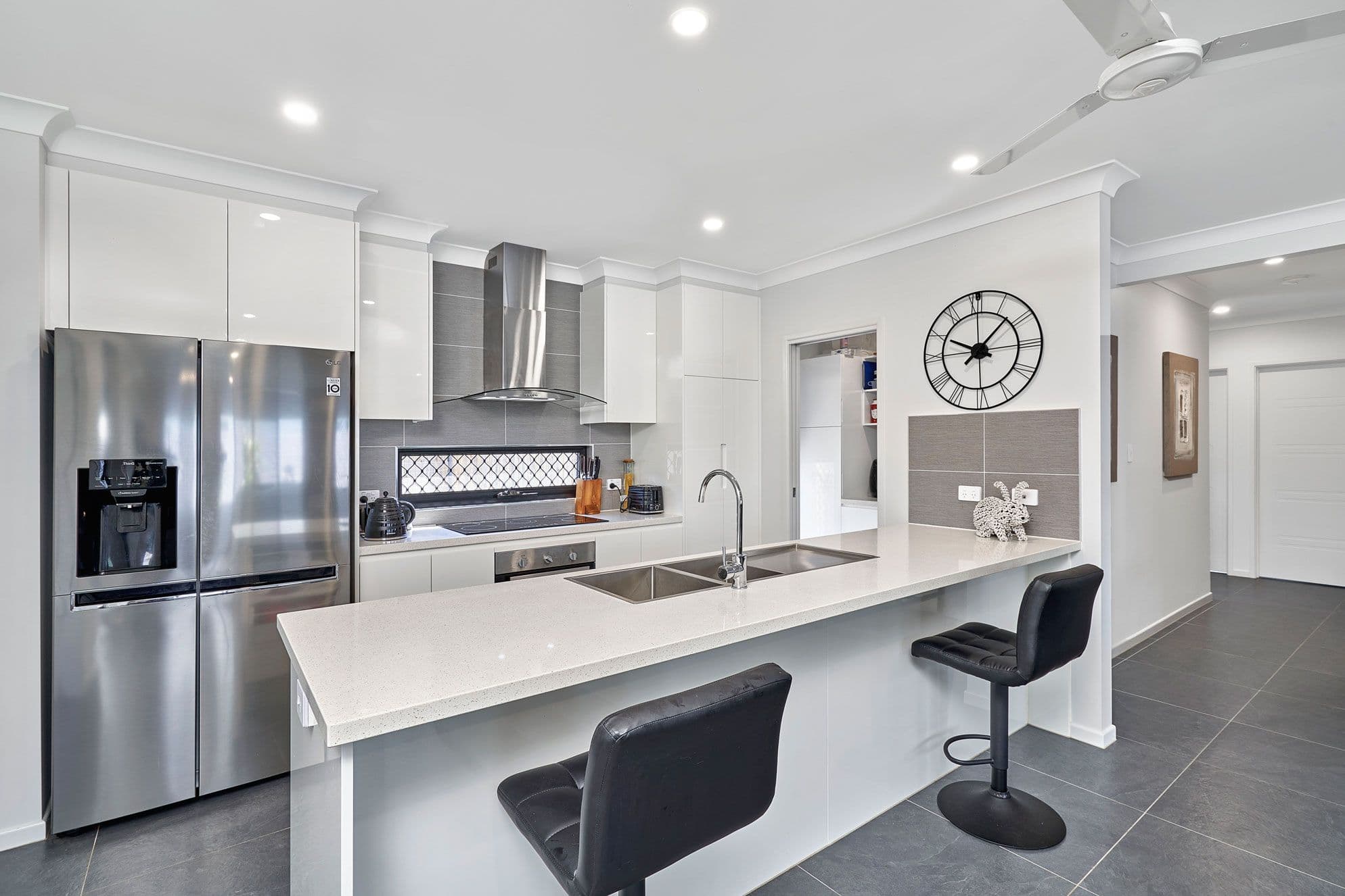 15 Oakdale Close, Trinity Beach QLD 4879, Trinity Beach - Thumbnail 2